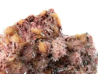 Manganaxinite on Rhodonite - image 3
