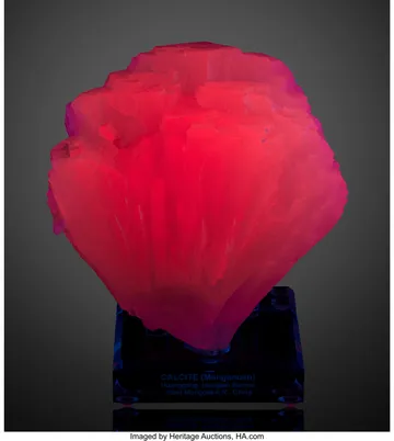 Manganese-bearing Calcite