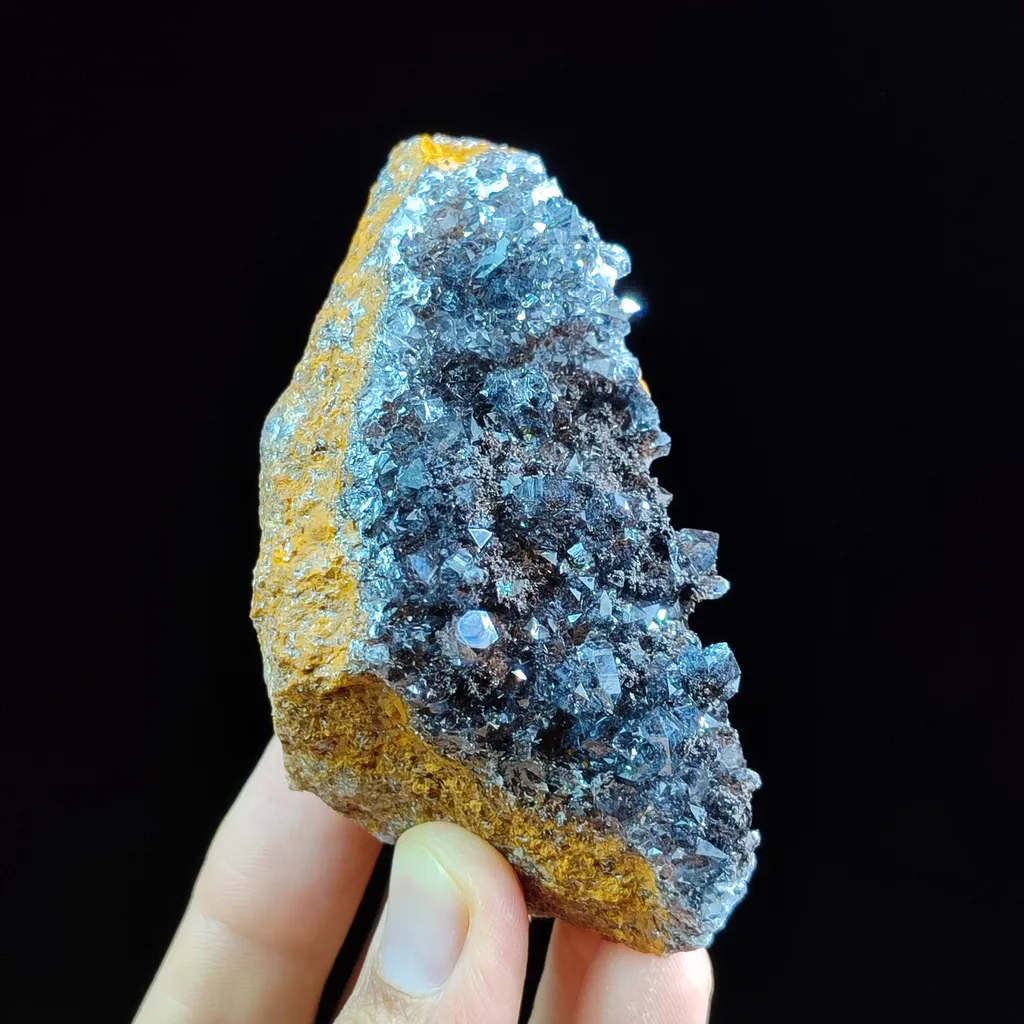 Manganèse with Quartz from Maroc, Région Drâa-Tafilalet, Taouz Caïdat - image 3