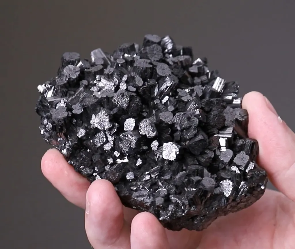 Manganite - image 2