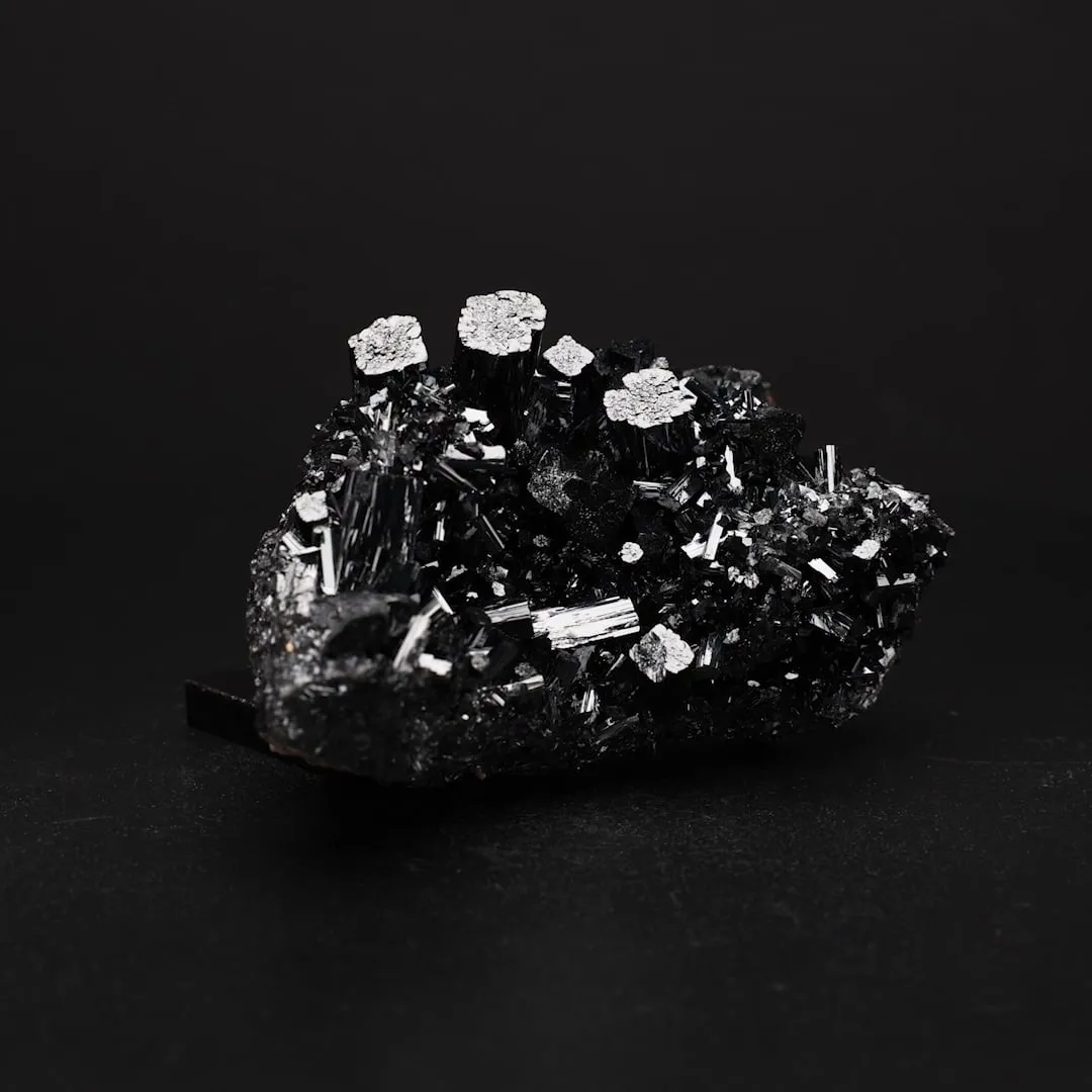Manganite - image 2