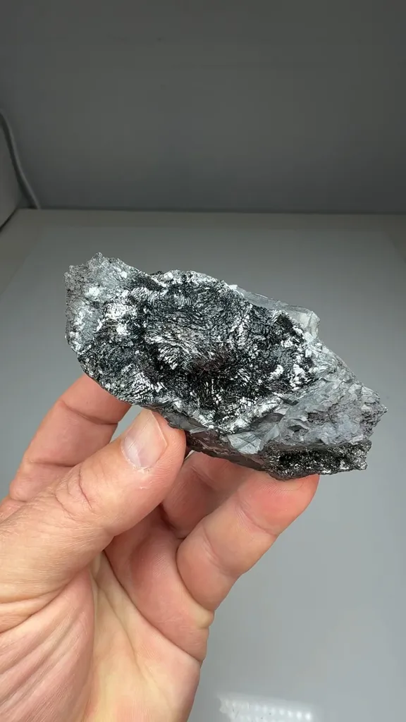 Manganite - image 2