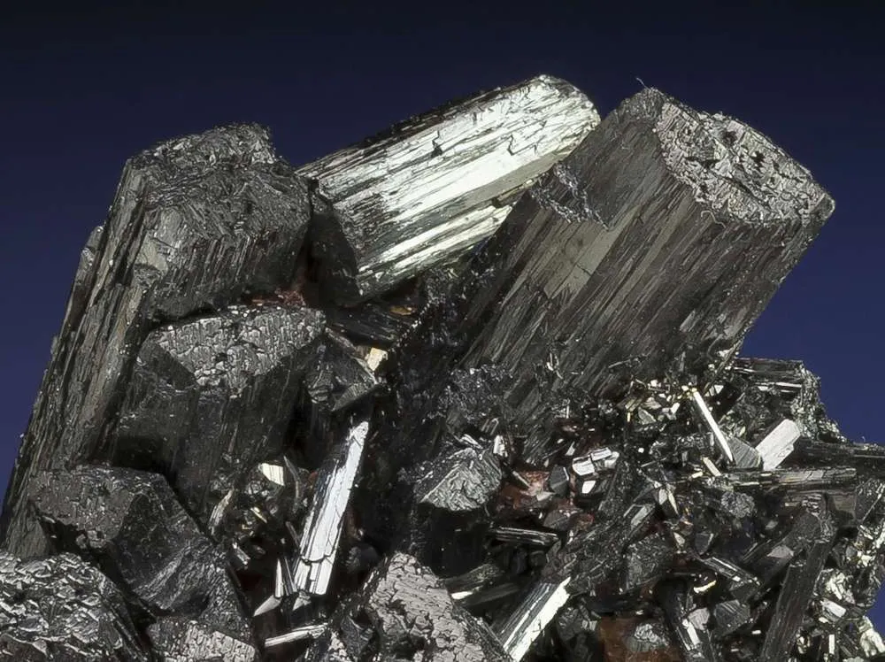 Manganite - image 2