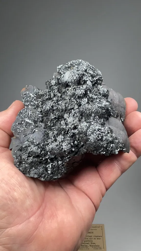 Manganite - image 2