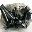 Manganite on Quartz - image 1