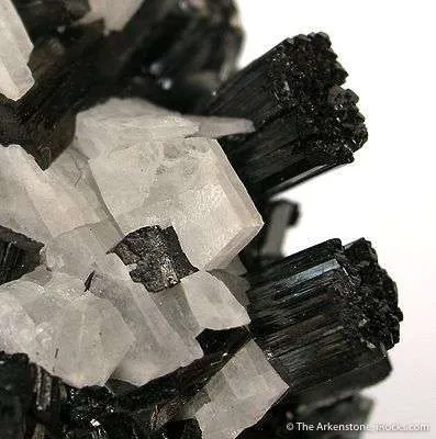 Manganite With Baryte - image 2