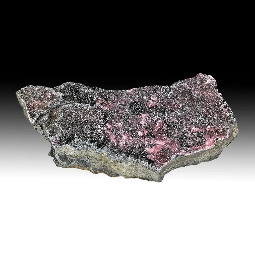 Manganite with Rhodochrosite image