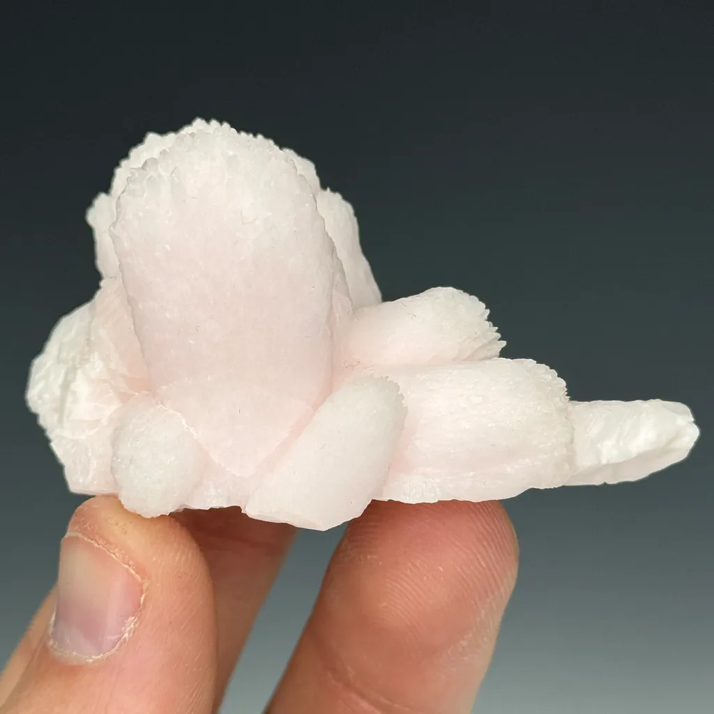 Manganoan Calcite - image 4