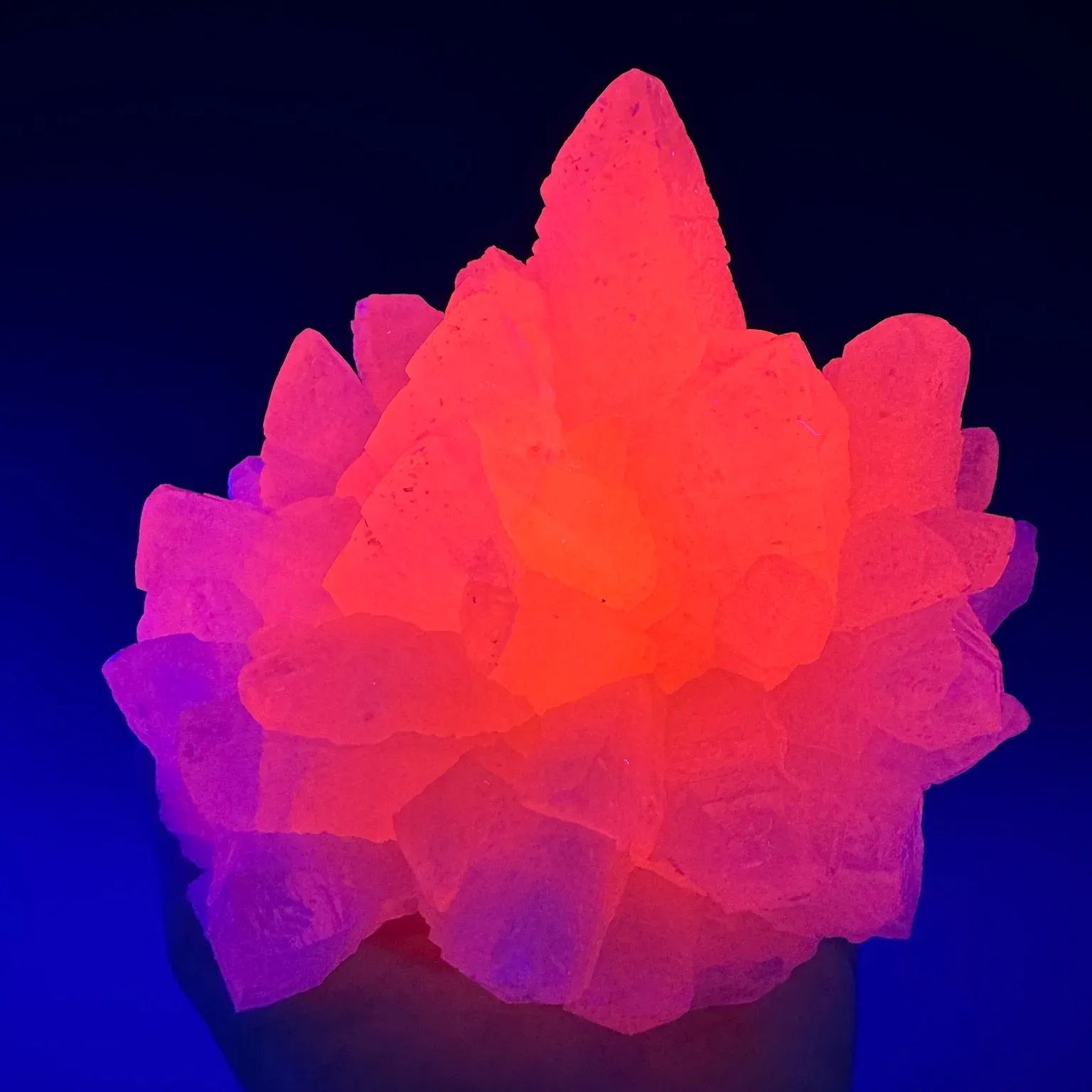 Manganoan Calcite - image 3