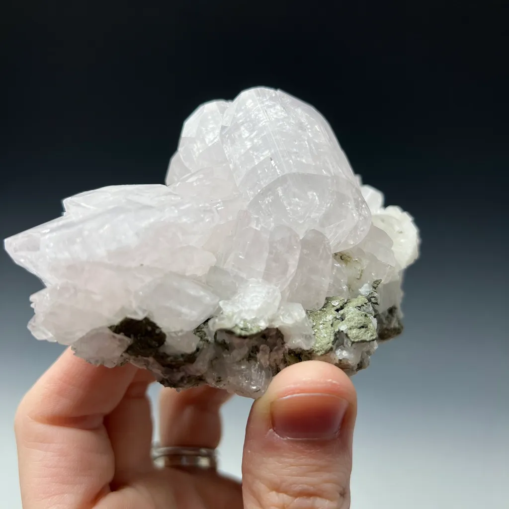 Manganoan Calcite - image 3