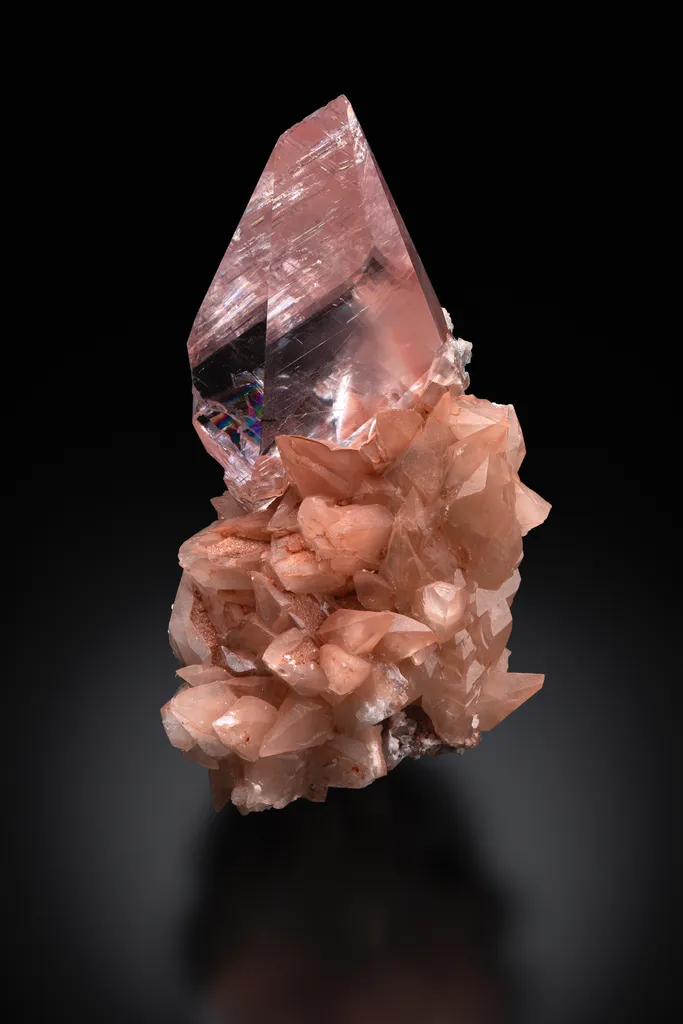 Manganoan Calcite image