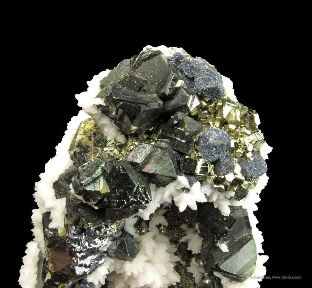 Manganoan Calcite (Fluorescent) on Sphalerite, Pyrite, and Galena - image 3
