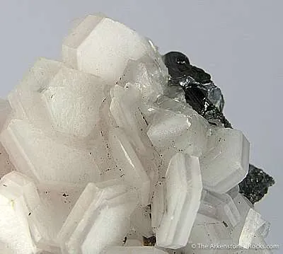 Manganoan Calcite on Sphalerite - image 2