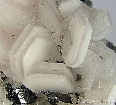 Manganoan Calcite on Sphalerite - image 3