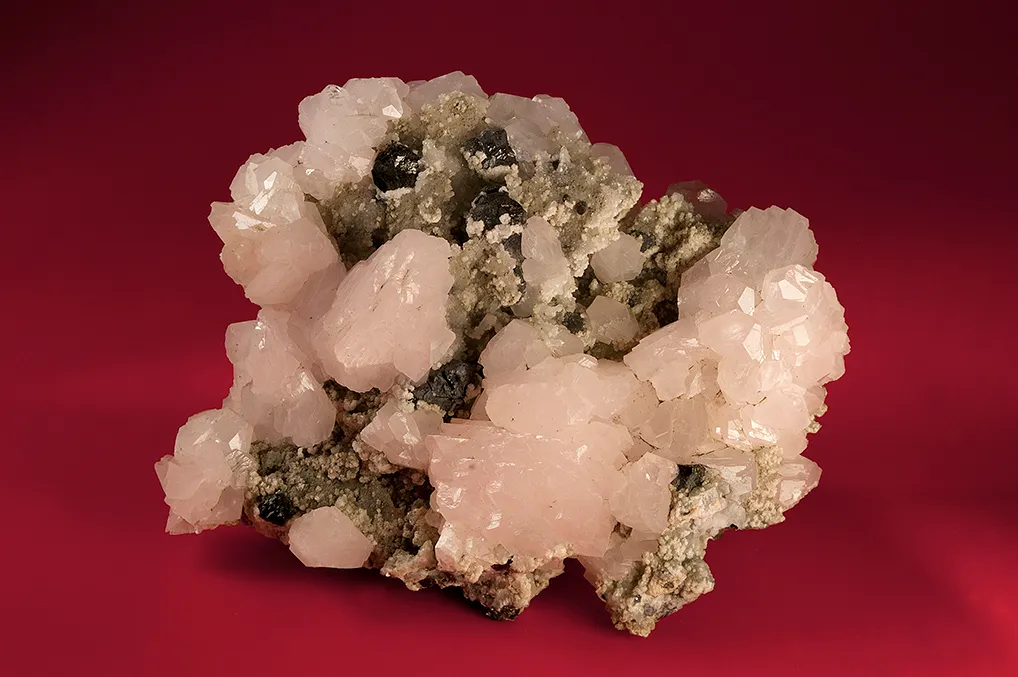 manganoan Calcite with Sphalerite image