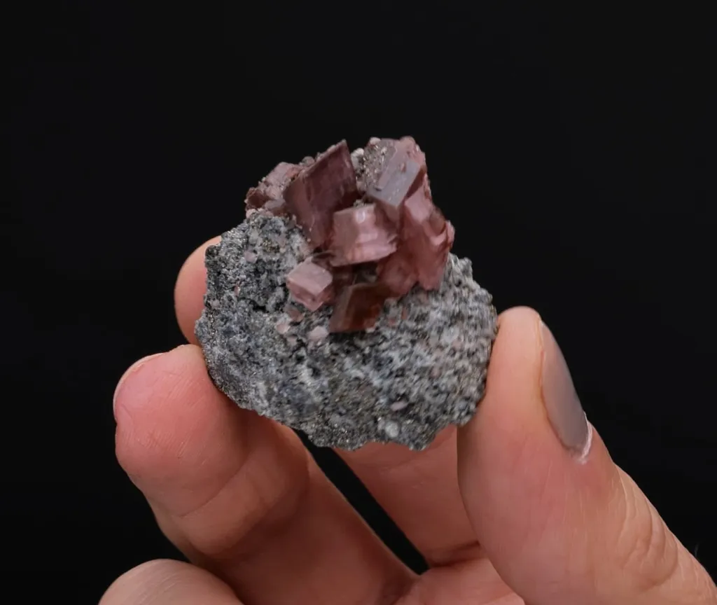 Manganoan Smithsonite - image 2