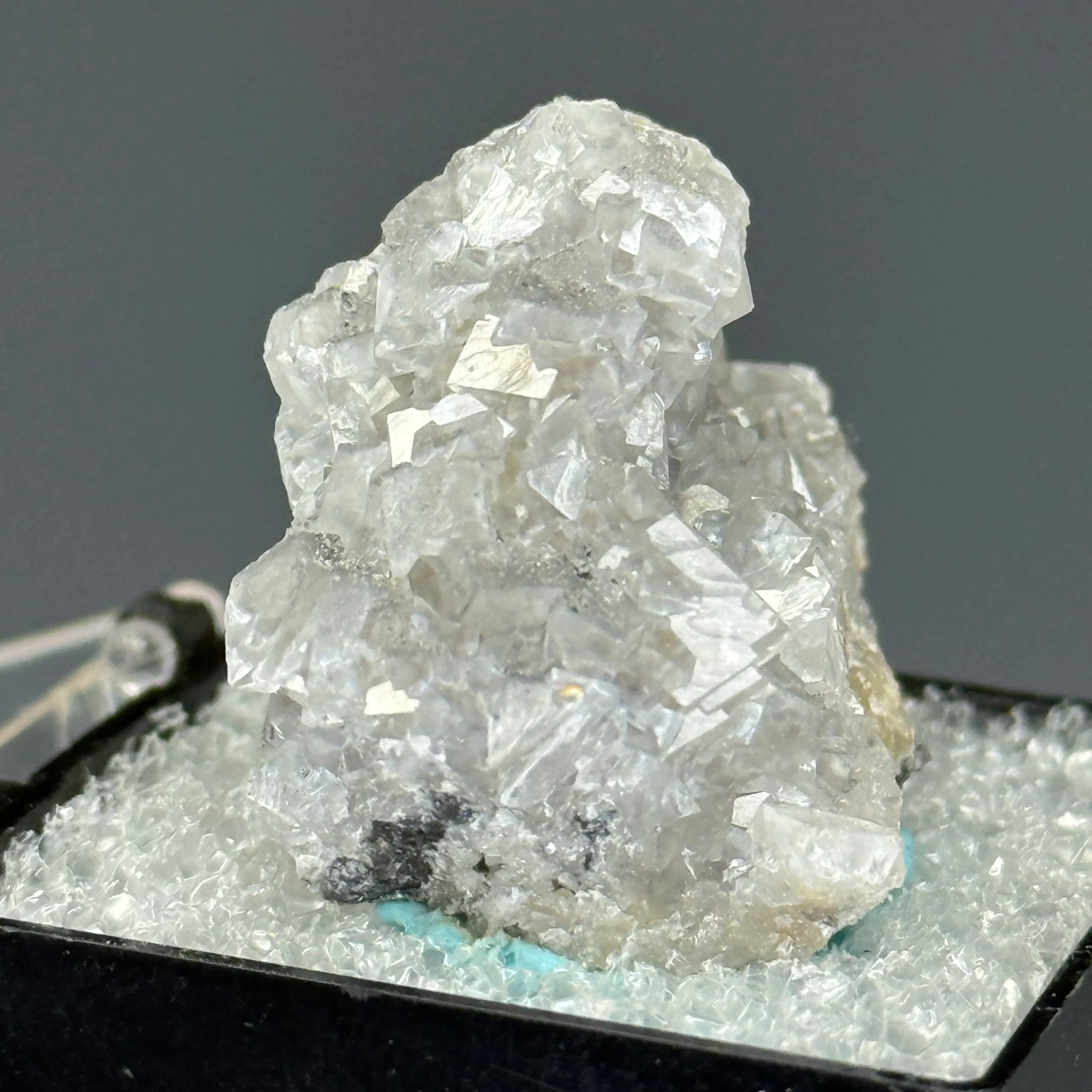Manganoan Smithsonite - image 2