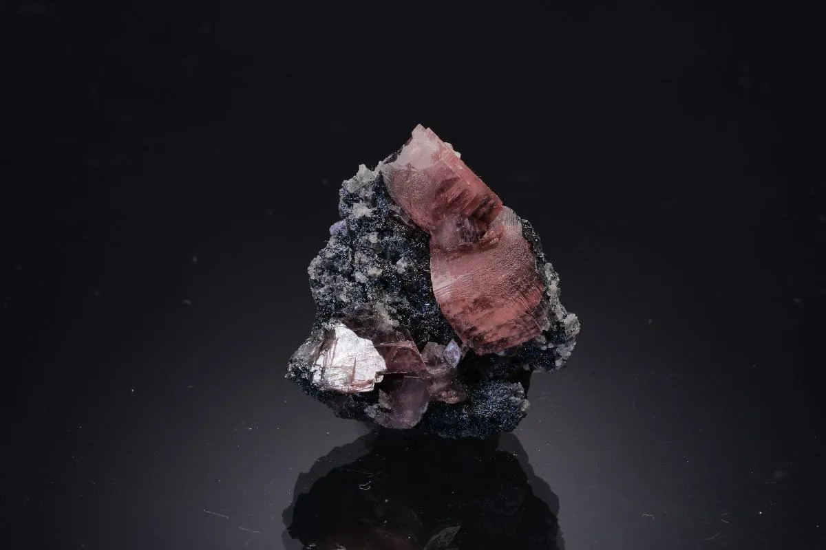 Manganoan Smithsonite - image 1
