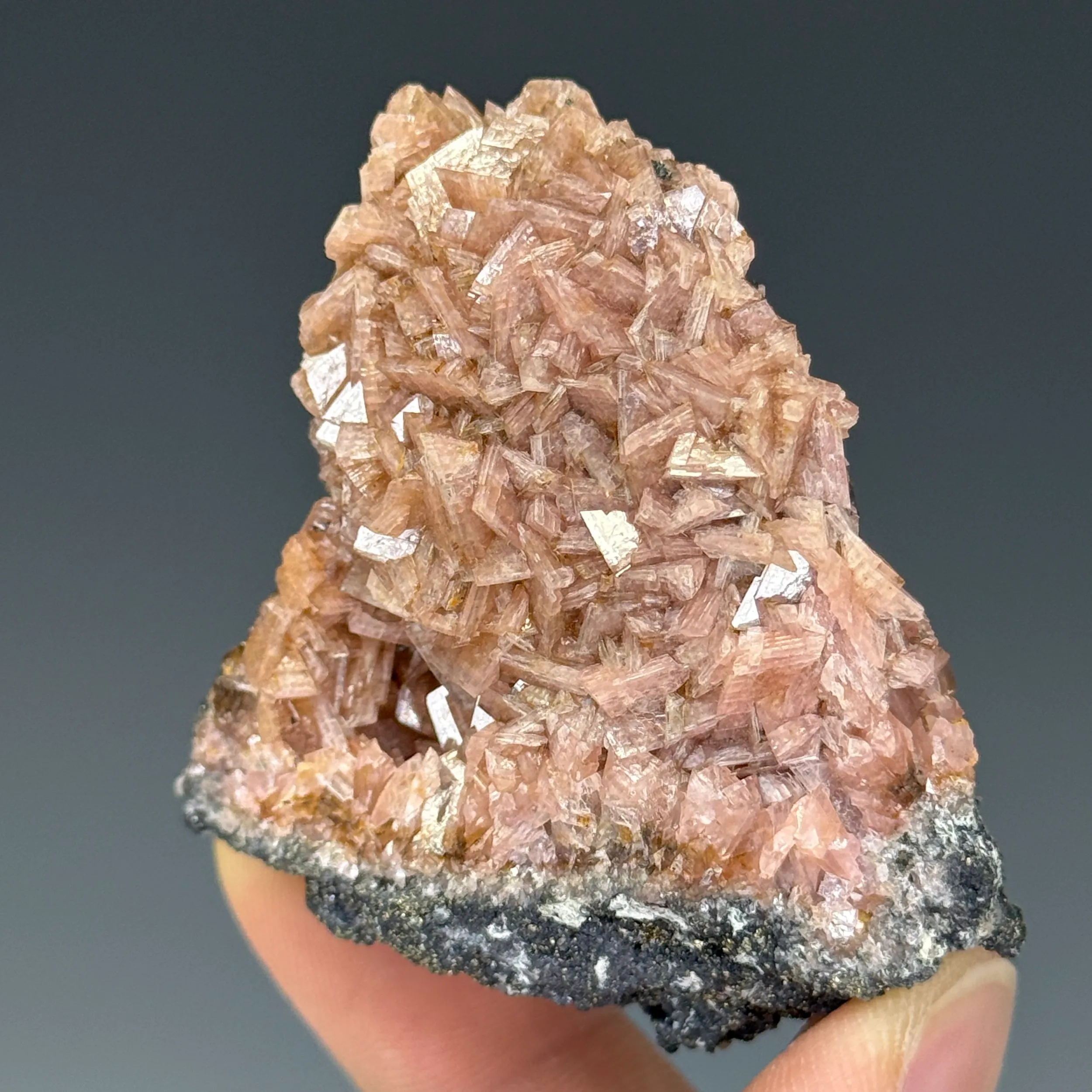 Manganoan Smithsonite - image 2