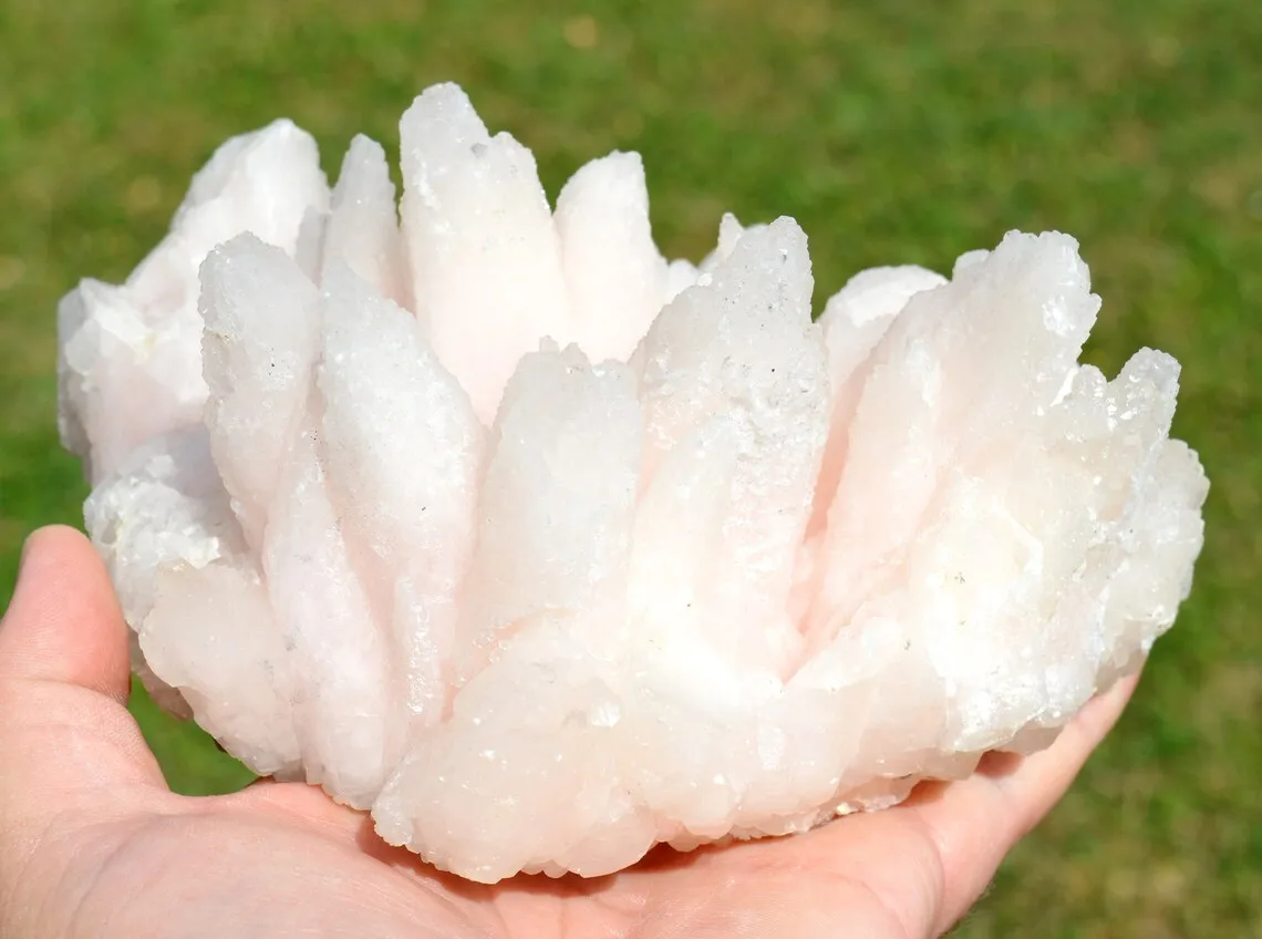 Manganocalcite 2110 grams - Septemvri Mine, Madan Municipality, Smolyan Province, Bulgaria - image 2