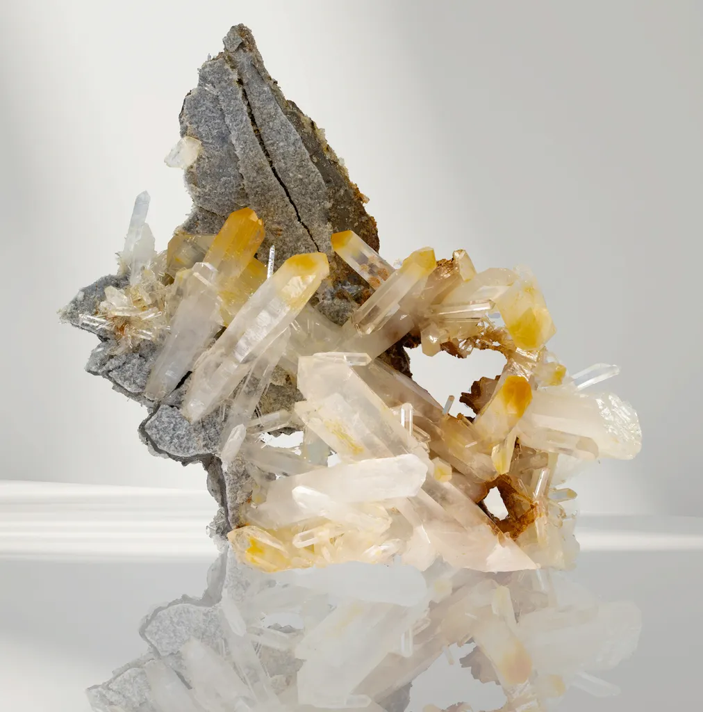 ''Mango'' Quartz with Halloysite inclusions from Colombia, Boyacá Department, Cabiche image
