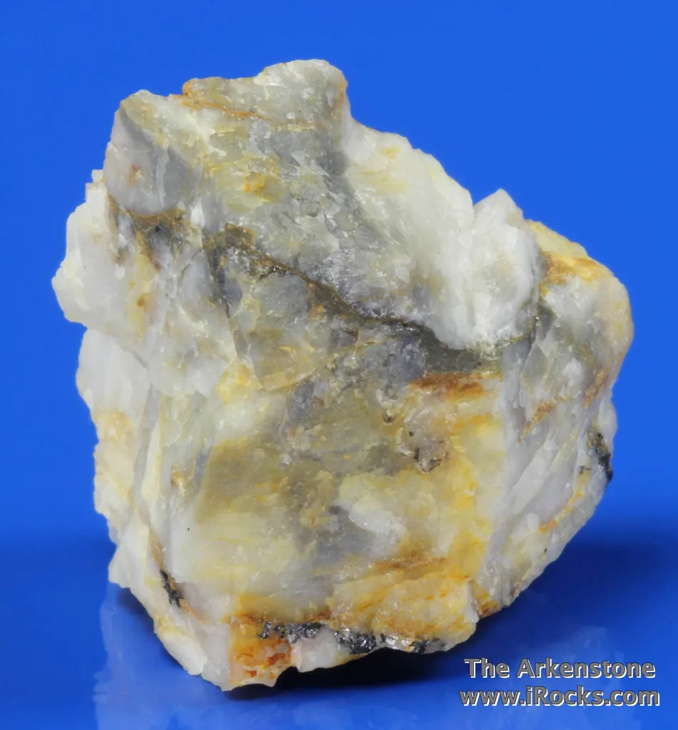 Mannardite (co-type specimen)with Barite on Quartz image