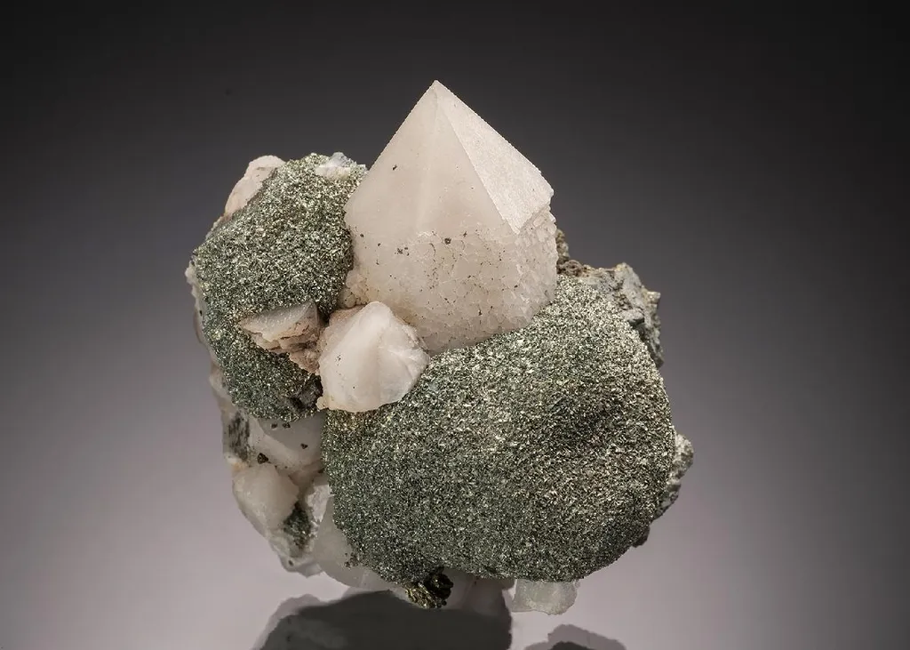 Marcasite on Quartz image