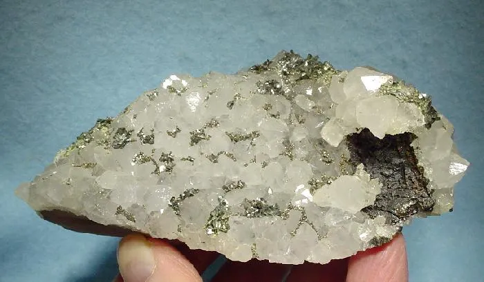 Marcasite, Quartz - image 3