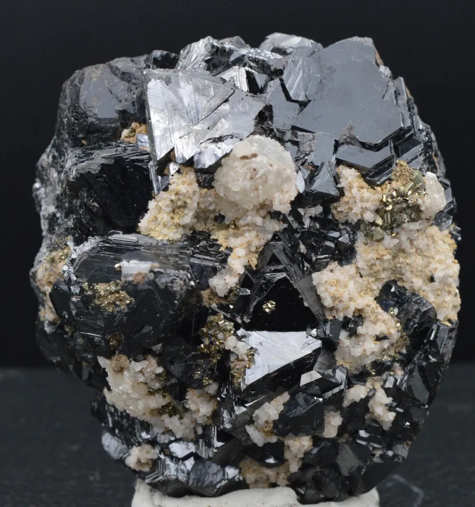 Marmatite pyrite quartz - 300 grams - Santa Eulalia, Mun. from Aquiles Serdan, Chihuahua, Mexico - image 3