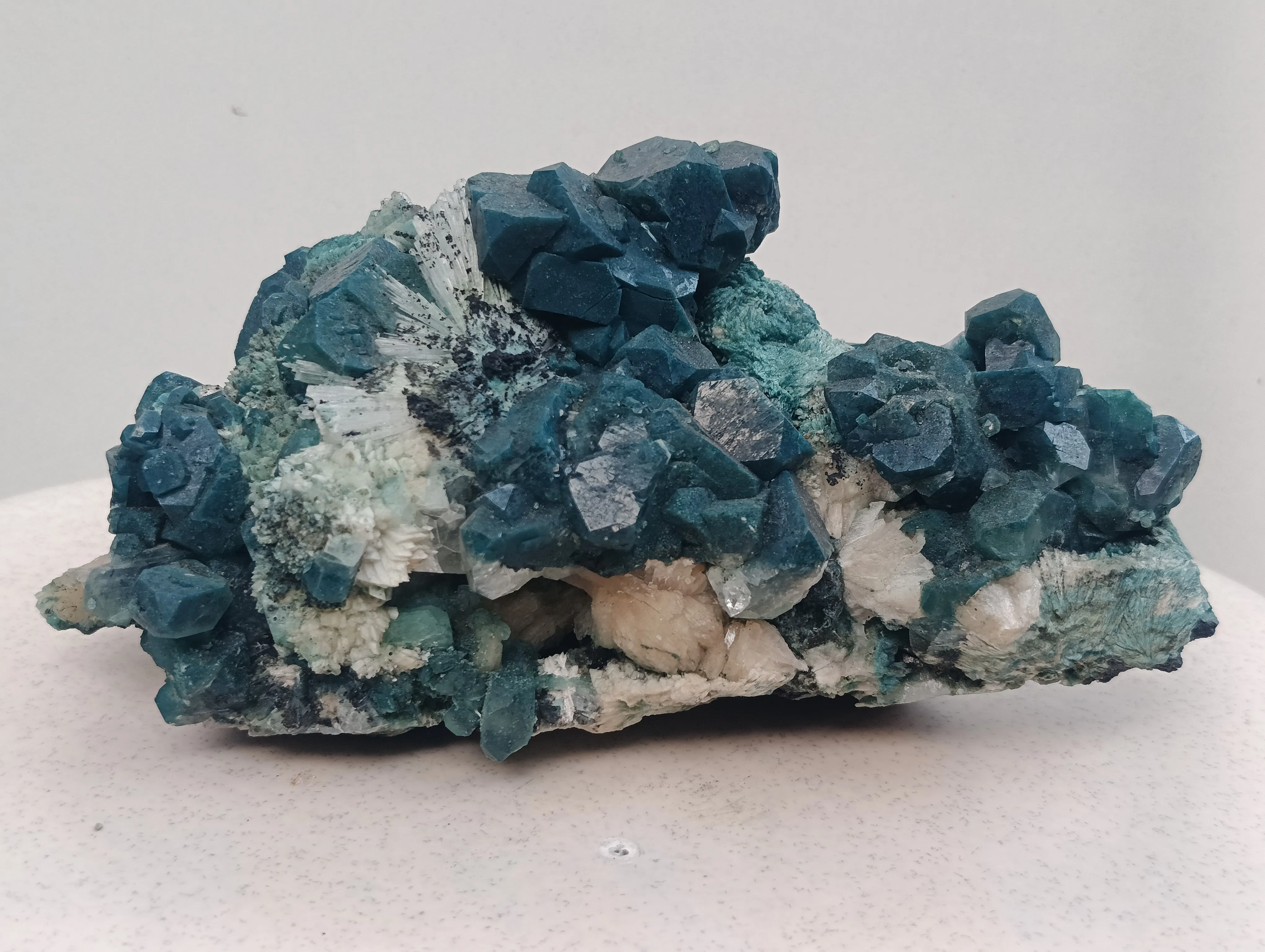 marshy Apophyllite Celadonite - image 5