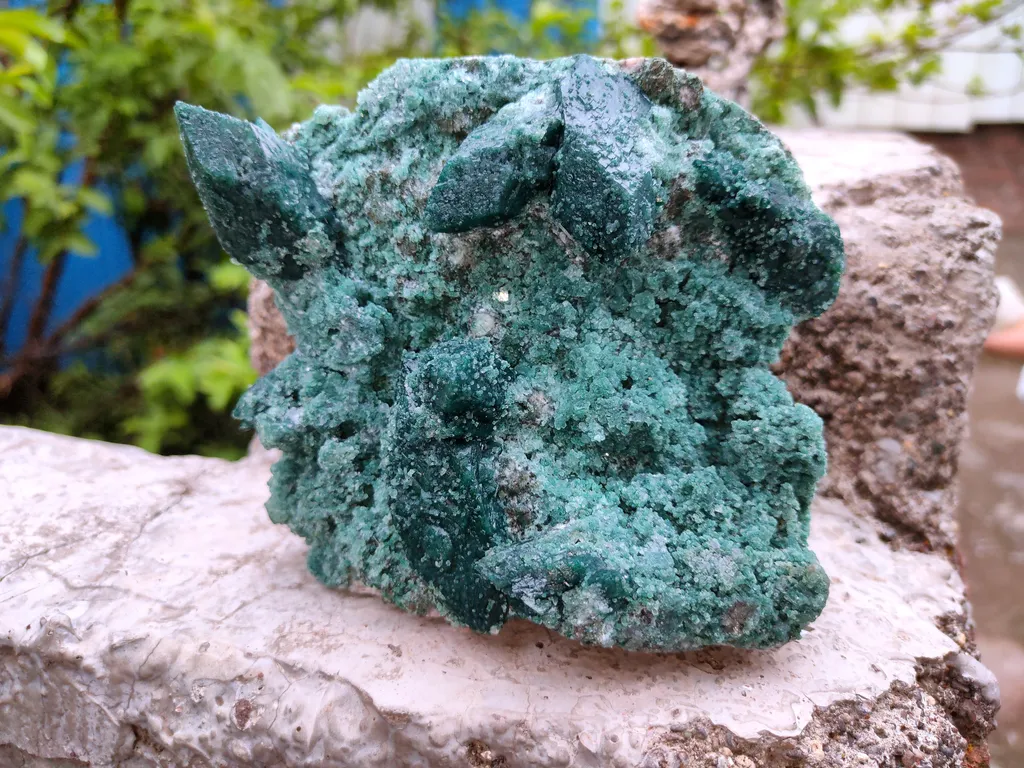 Marshy Celedonite Green Apophyllite Natural Mineral specimen - image 7