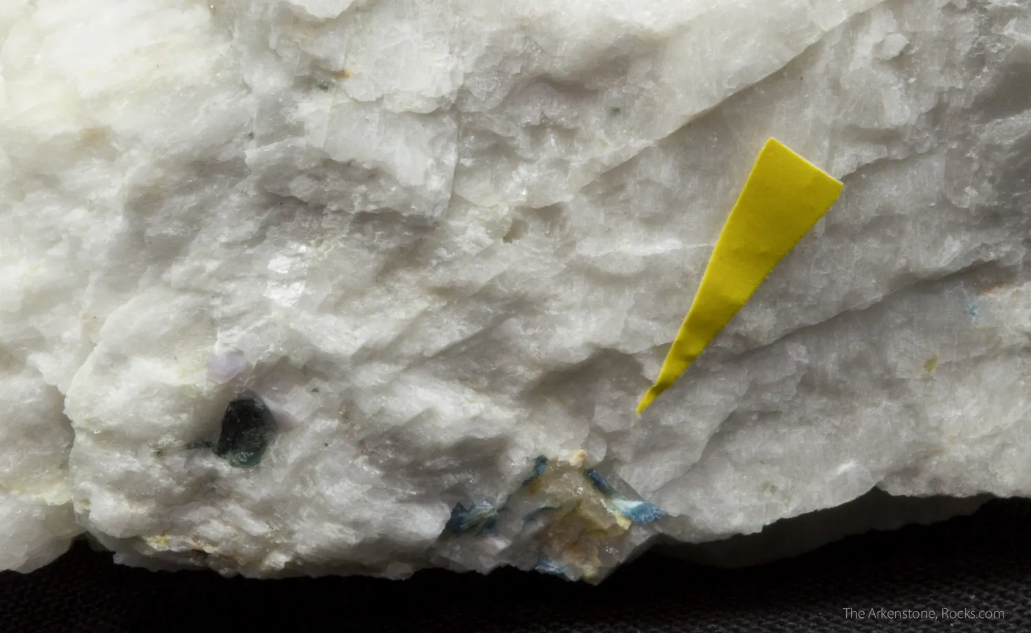 Matioliite (type locality) with Crandallite and Gormanite on Albite - image 4
