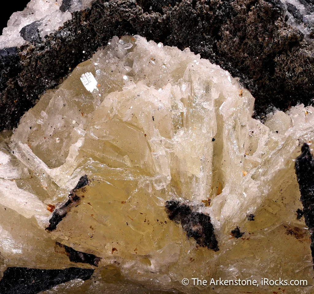 Matlockite (TL) on Galena - image 6