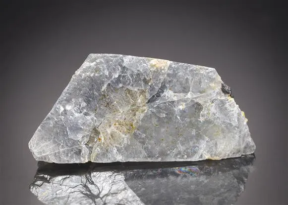 MELANOTEKITE in Leadhillite image