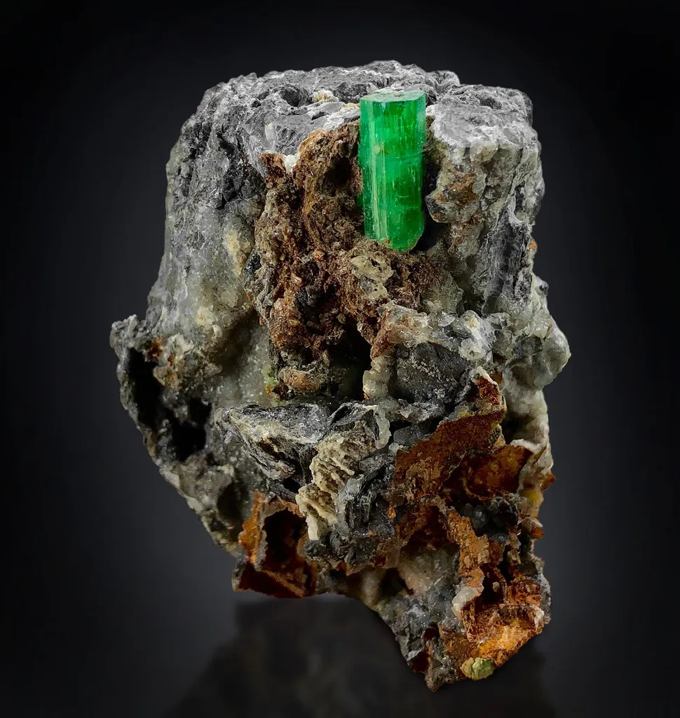 Meseum Grade Natural Emerald Crystal on Matrix Specimen from Afghanistan, Panjshir - image 2