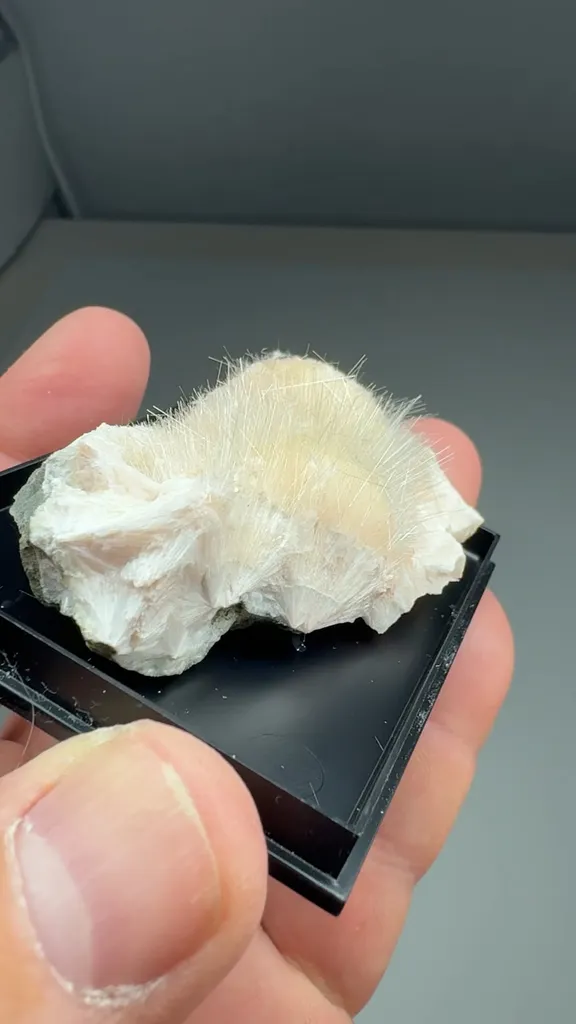 Mesolite - image 2