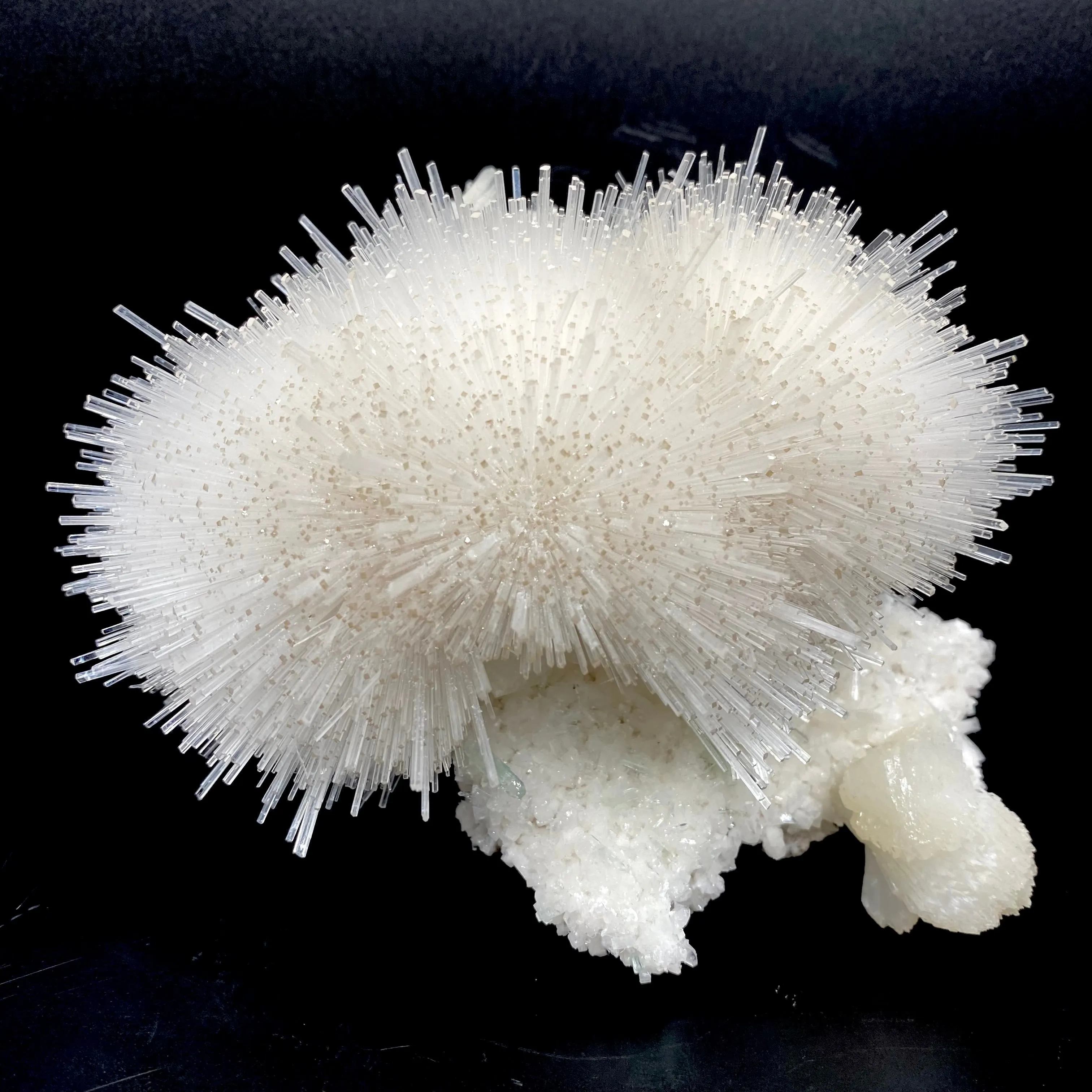 Mesolite, Apophyllite, Stilbite on Mordenite - Natural Mineral Specimen - image 3