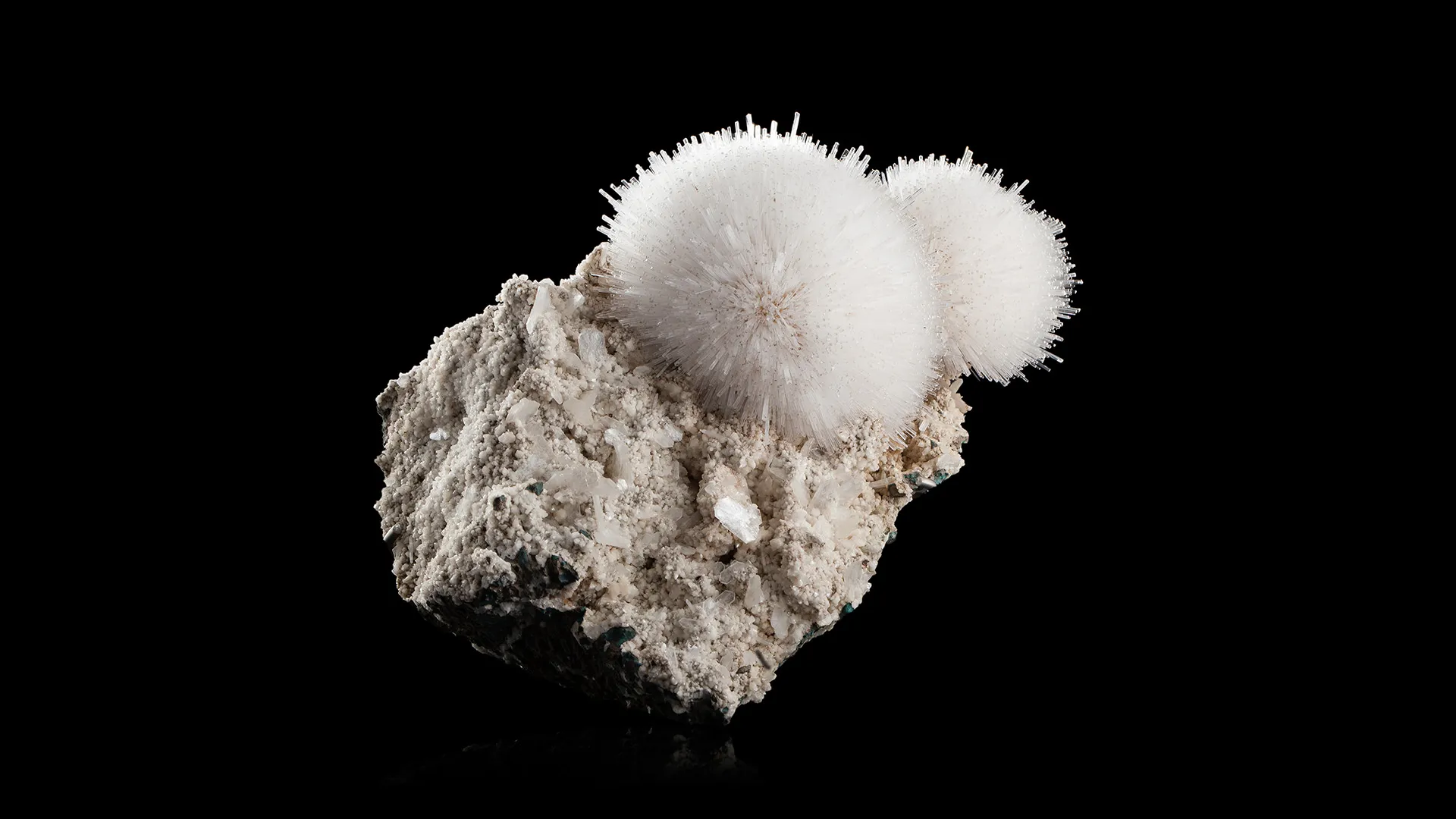 Mesolite - image 1