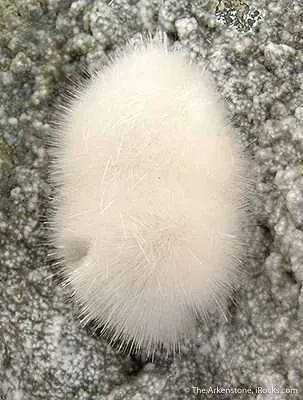 Mesolite on Chalcedony - image 2
