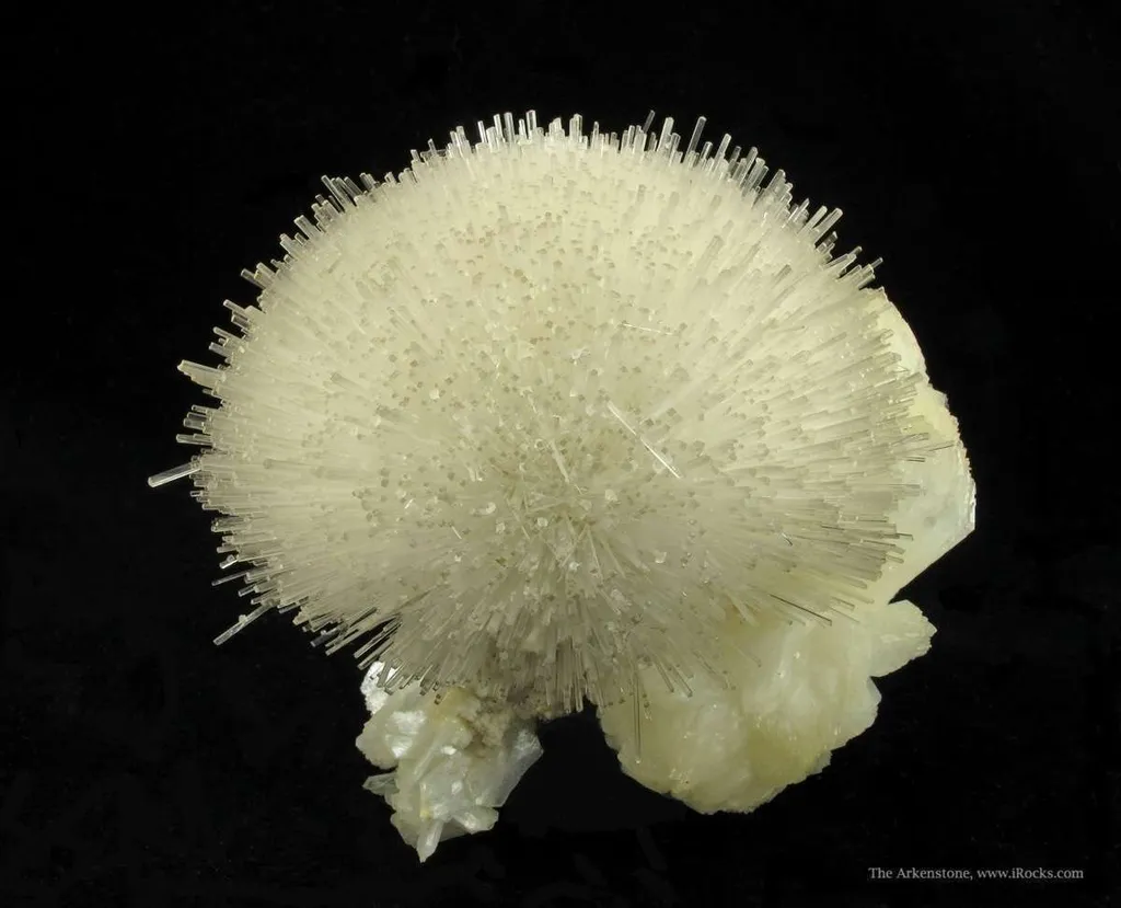 Mesolite on Stilbite image