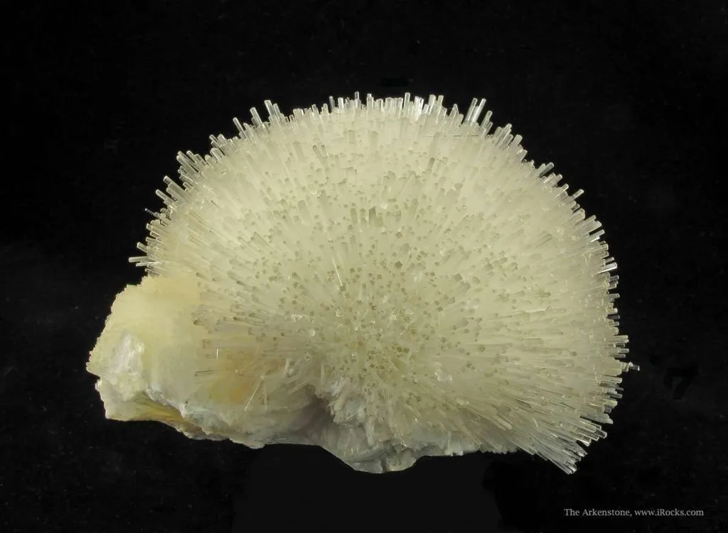 Mesolite on Stilbite - image 4