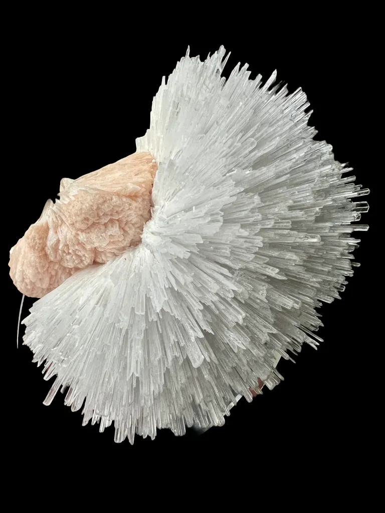 Mesolite Stilbite image