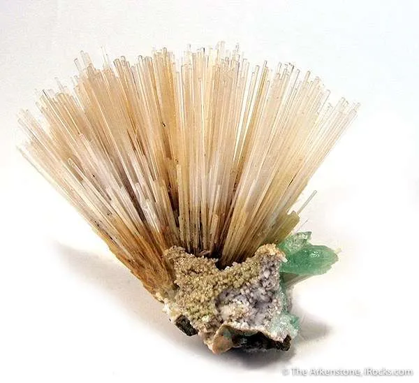 Mesolite With Apophyllite image