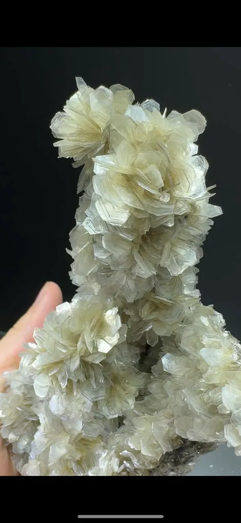 Mica - image 3