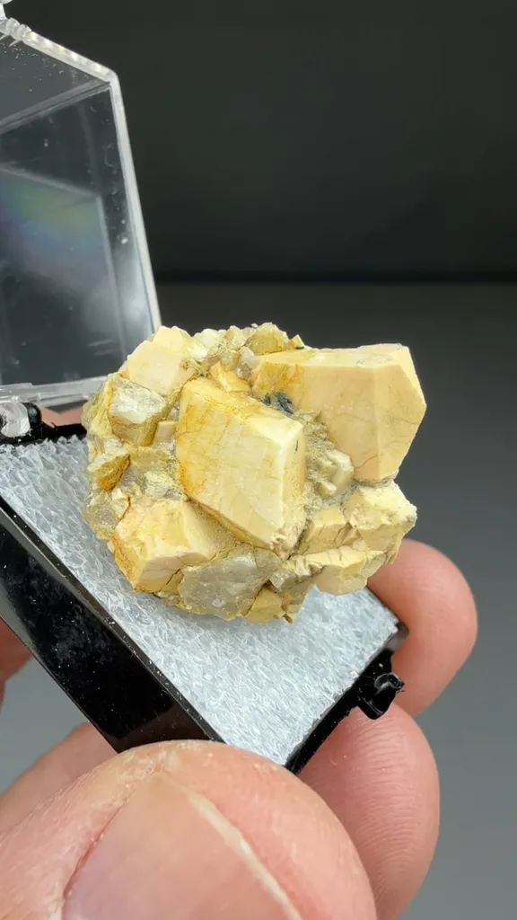 Microcline - image 2
