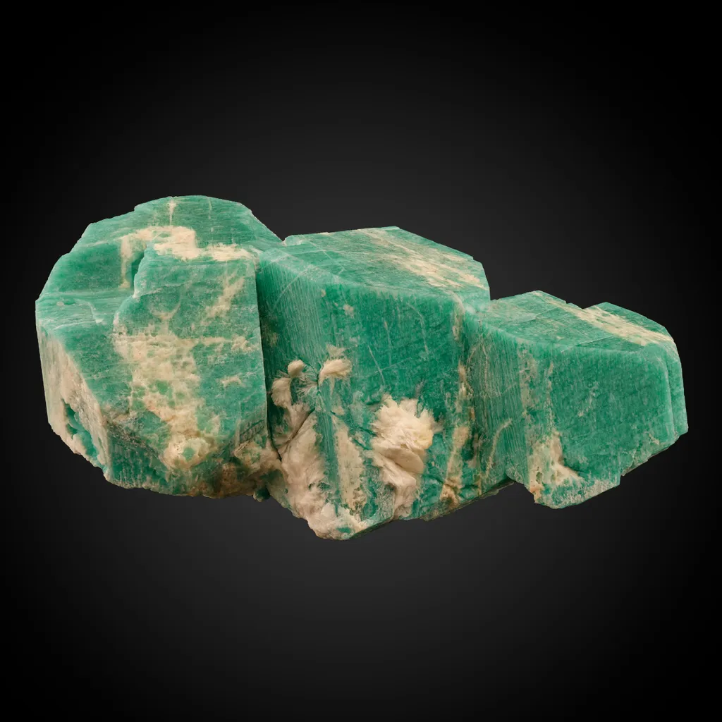 Microcline v. Amazonite image