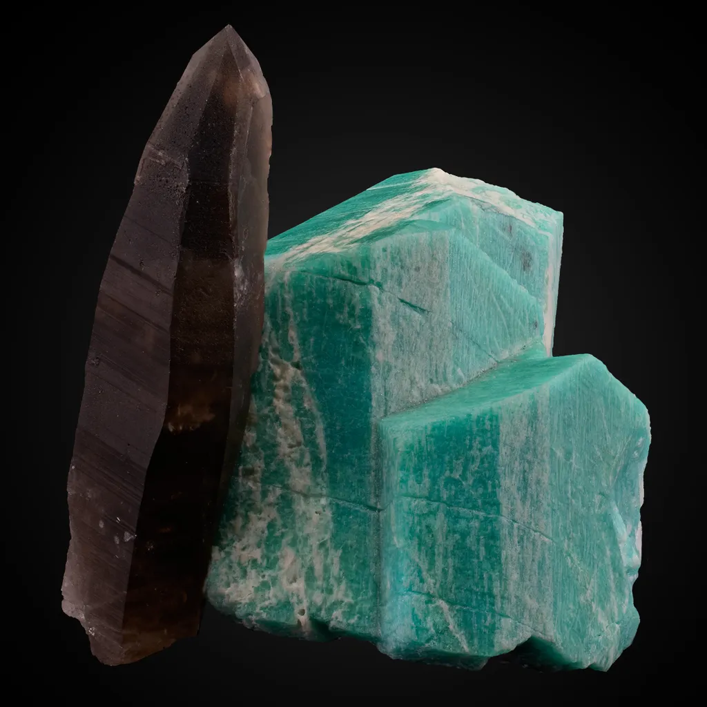 Microcline v. Amazonite, Quartz v. Smoky image