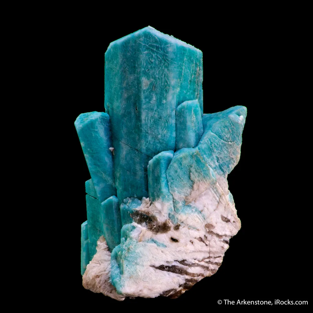 Microcline var. Amazonite on Albite var. Cleavelandite image