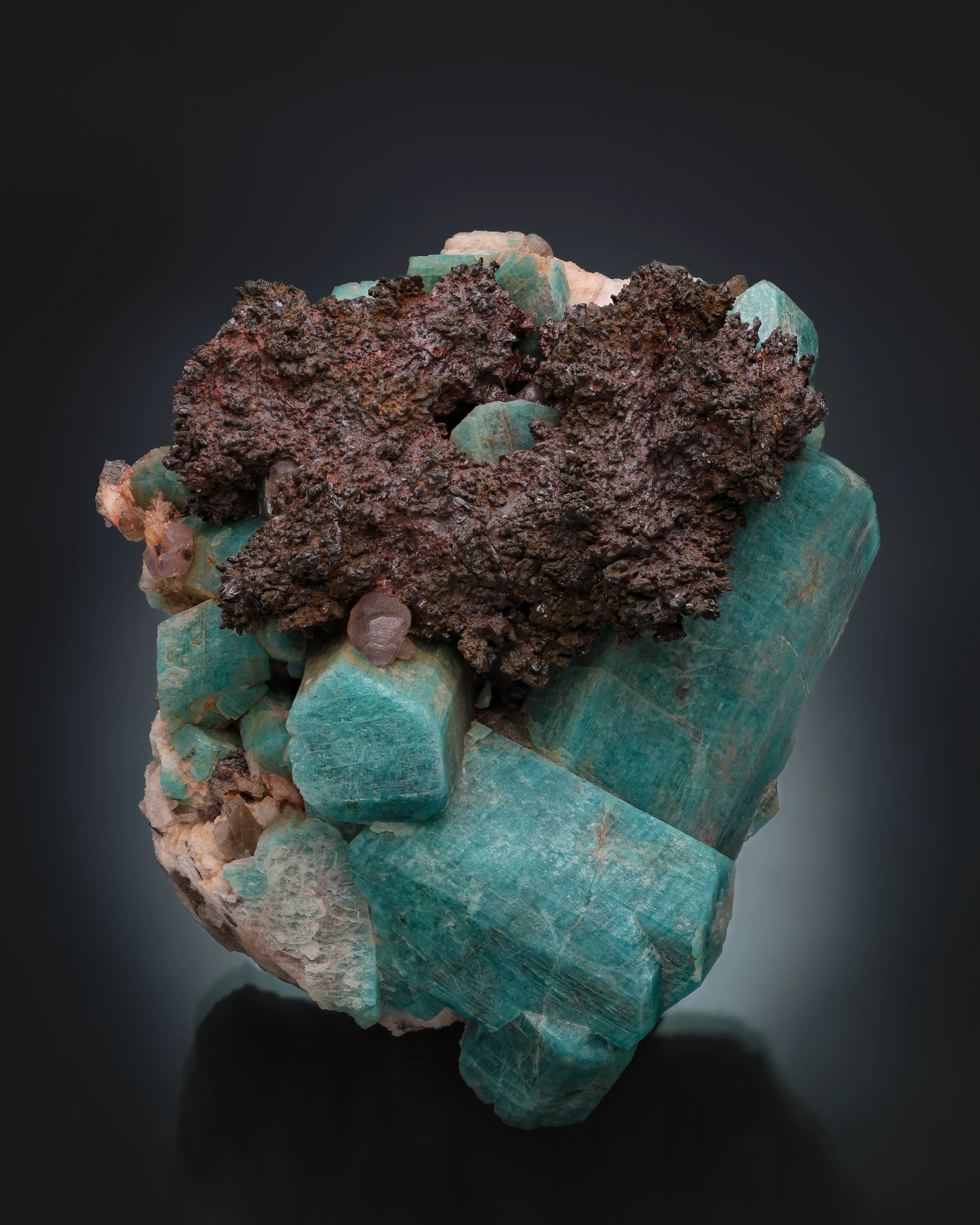 Microcline var Amazonite, Romanechite from the Lake George area, Colorado, USA - image 1