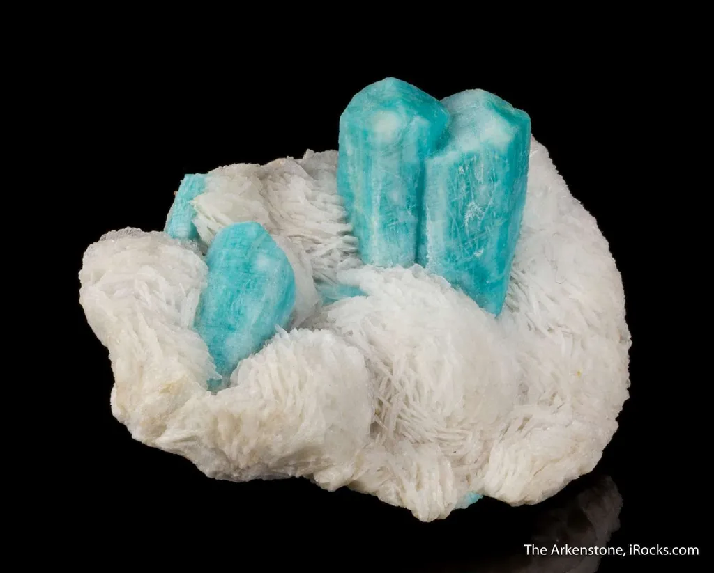 Microcline var. Amazonite with Albite var. Cleavelandite - image 4